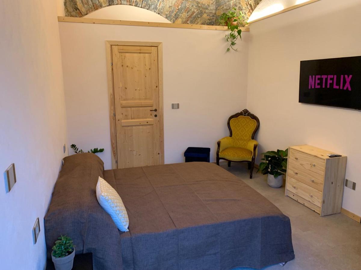 Rock & Wood - Apartment & Room La Spezia Kültér fotó