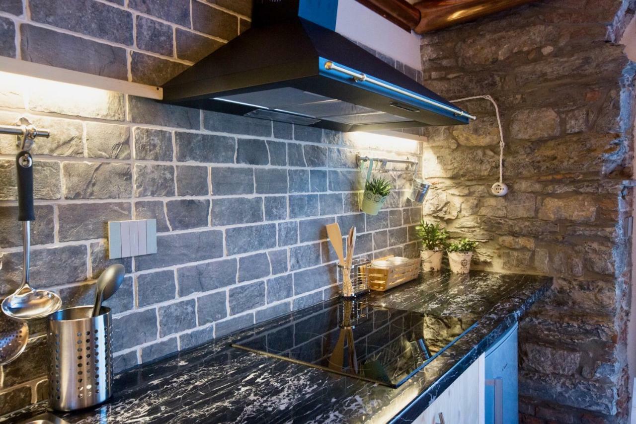Rock & Wood - Apartment & Room La Spezia Kültér fotó