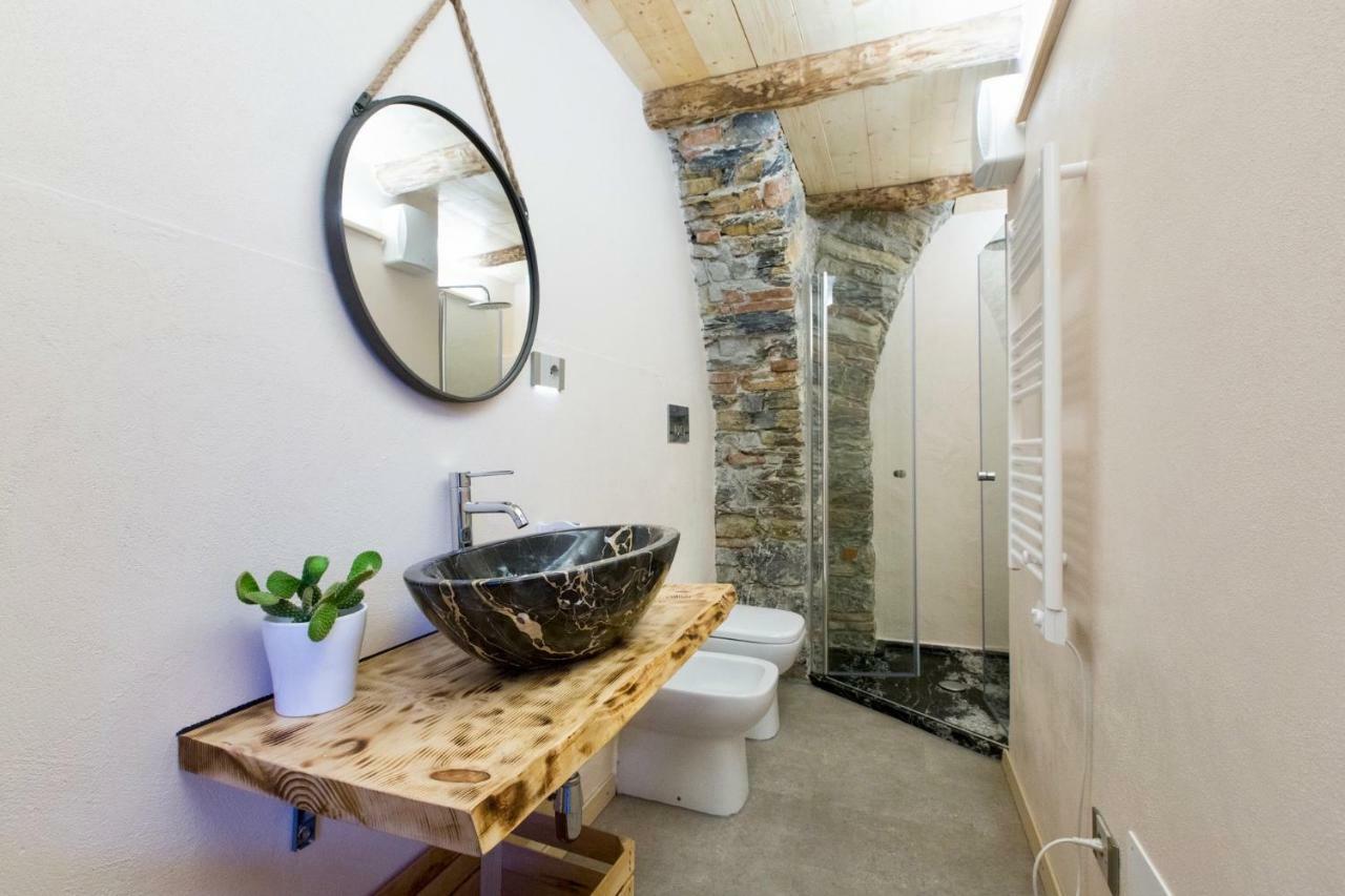 Rock & Wood - Apartment & Room La Spezia Kültér fotó